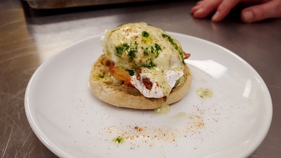 Baking, Culinary Arts, Garde Manger: Poached Egg Mornay